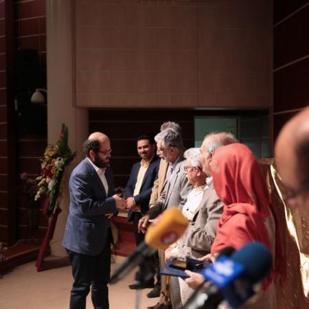 نمایش تصویر در اندازه بزرگ‌تر