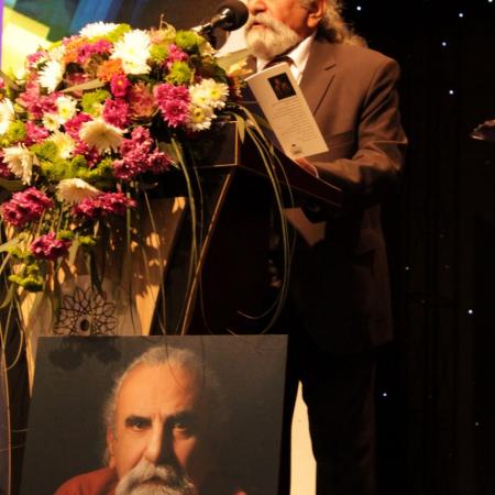 نمایش تصویر در اندازه بزرگ‌تر