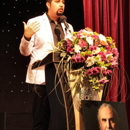 نمایش تصویر در اندازه بزرگ‌تر