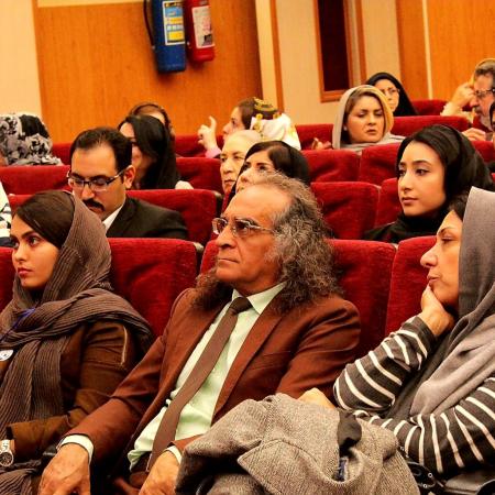 نمایش تصویر در اندازه بزرگ‌تر