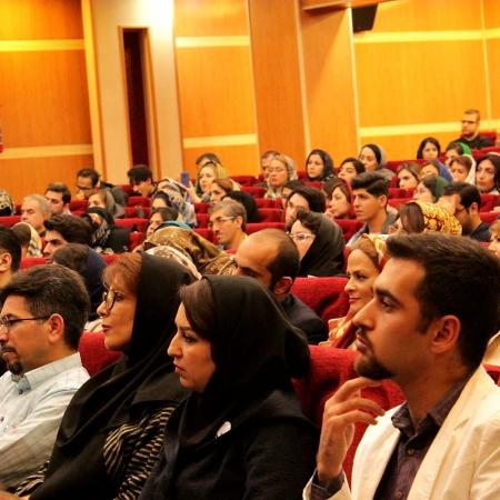 نمایش تصویر در اندازه بزرگ‌تر