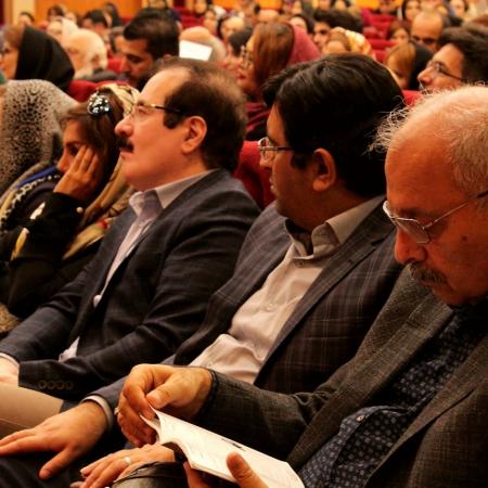 نمایش تصویر در اندازه بزرگ‌تر